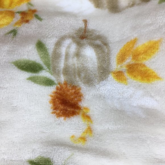 Cynthia Rowley Pumpkin Sunflower Throw Blanket Micro Fleece Thanksgiving Decor - Picture 10 of 12